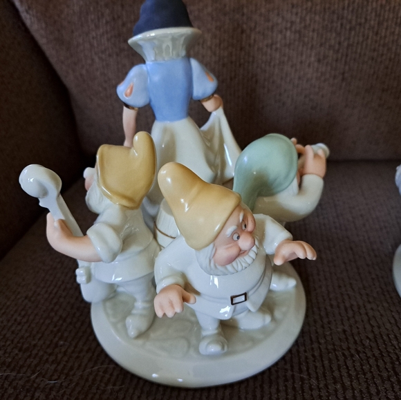 Disney Lenox Large Vintage Snow White & Seven Dwarfs candlestick set Like New - Picture 4 of 13
